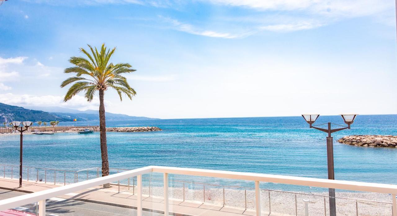 Hotel Et Appartements Reine D'Azur Rocabruna Exterior foto